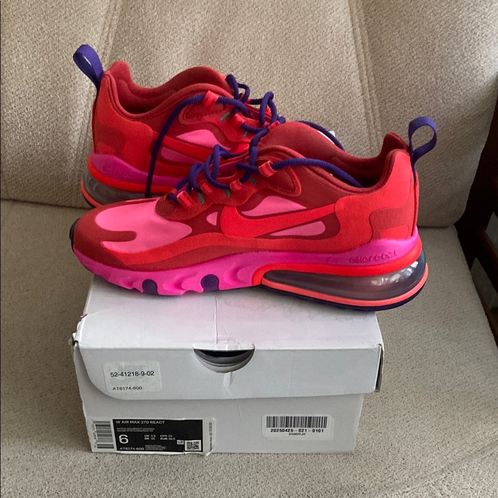 NWB Wmns Nike Red and Pink Sneakers with Chunky Midsole